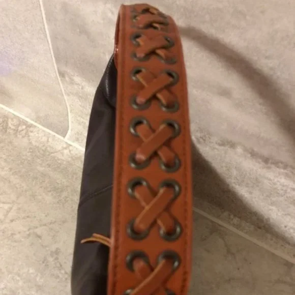 Kenneth Cole Mini Leather Hobo Bag EUC - Picture 11 of 11